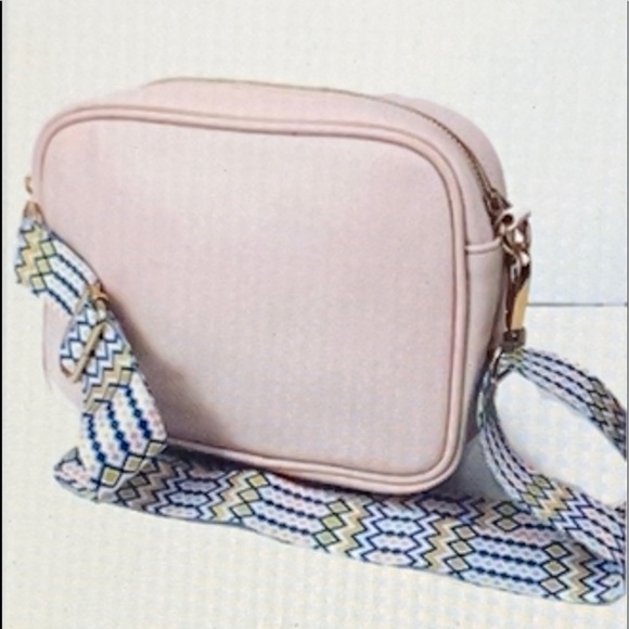 REDUCED $5 Crossbody Guitar Strap Blush Faux Leather Bag NWT - Picture 2 of 5